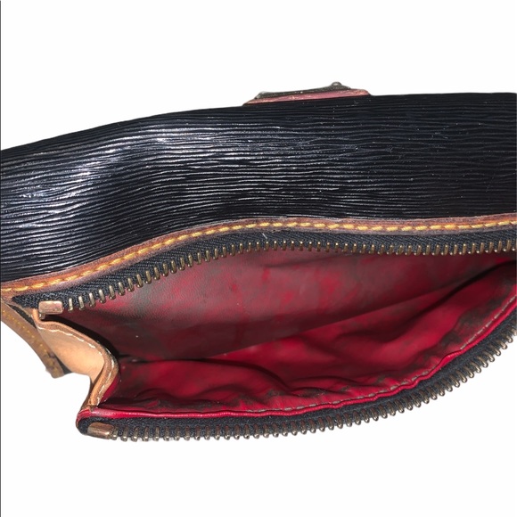 Dooney & Bourke wallet - Picture 4 of 4